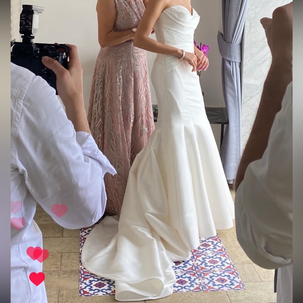 Vera wang wedding dress